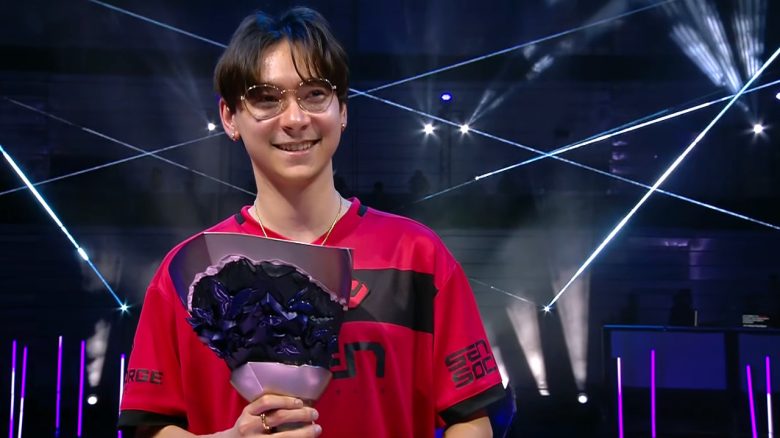 A shooter pro shoots so fast that I question my eyesight – But it’s just an optical illusion