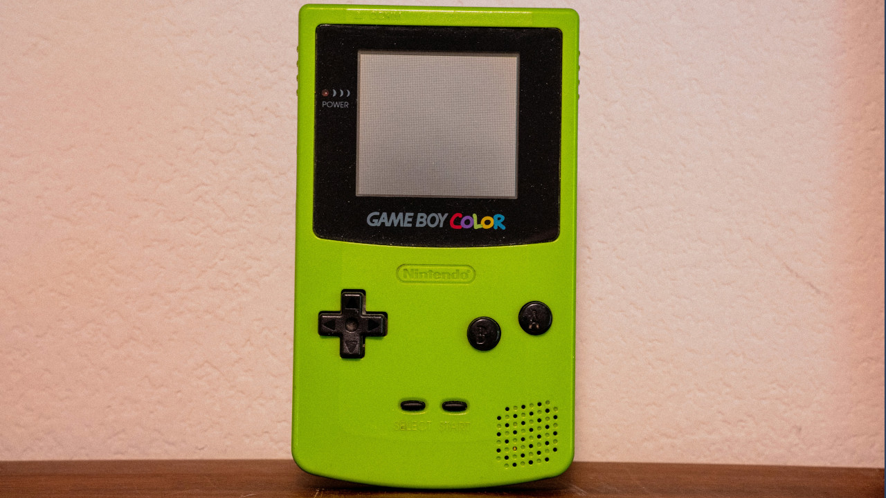 Ein Spieler bekommt einen Gameboy für 1 Dollar, weil sich eine Frau endlich eine Nintendo Switch gekauft hat