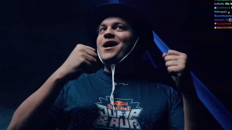 NoWay intends to wobble opponent into the water at an event on Twitter, goes for a swim himself