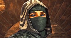 Die Entwickler von Dune: Awakening erklären, wie viel MMO in ihrem Survival-Spiel steckt - Titelbild zeigt Spielcharakter