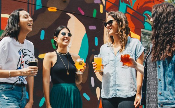 Titelbild Generation Z junge Menschen