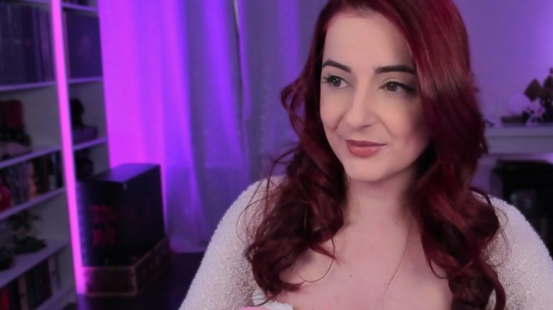 Annie Fuchsia Screenshot