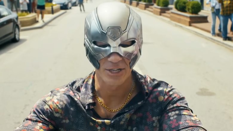 The new universe of Superman will soon be visited by a silly “hero”, whose best friend is a bird