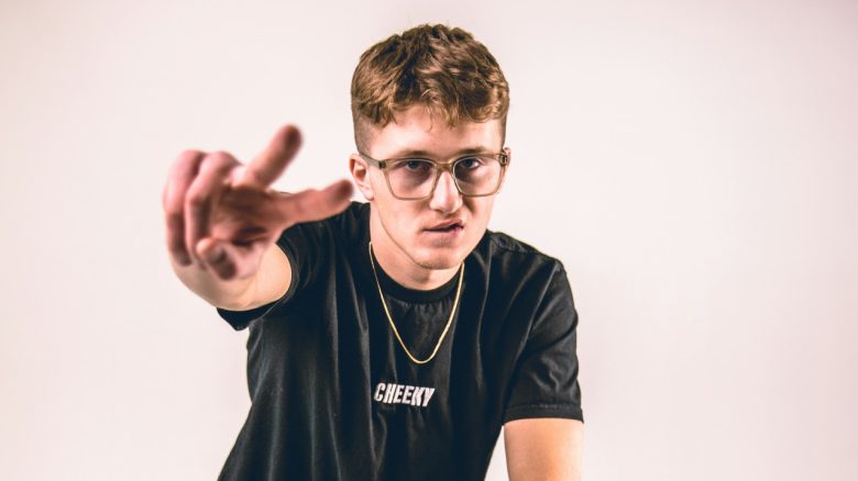 Die Generation Z verdient Millionen mit ihren Nebenjobs und viele junge Leute glauben, nicht mehr studieren zu müssen