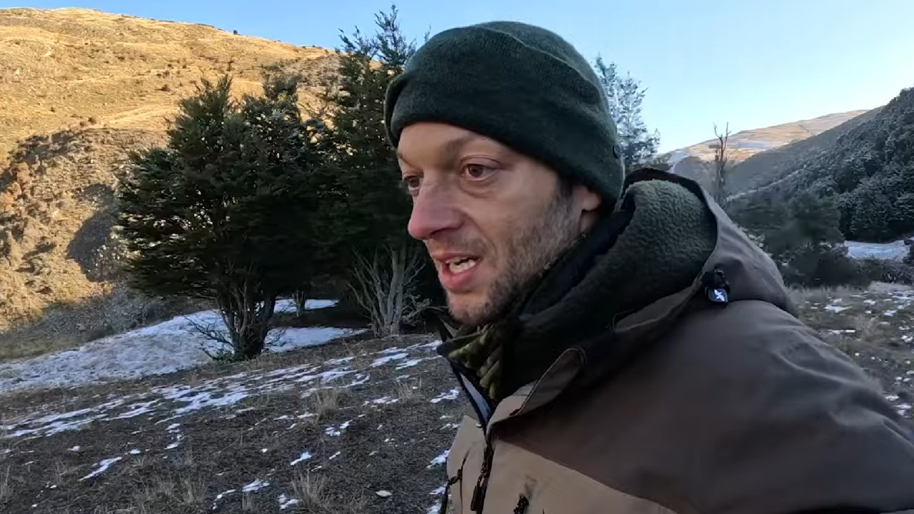 Amazon veröffentlicht Startdatum von 7 vs. Wild, doch eine mysteriöse Person lässt die Fans rätseln