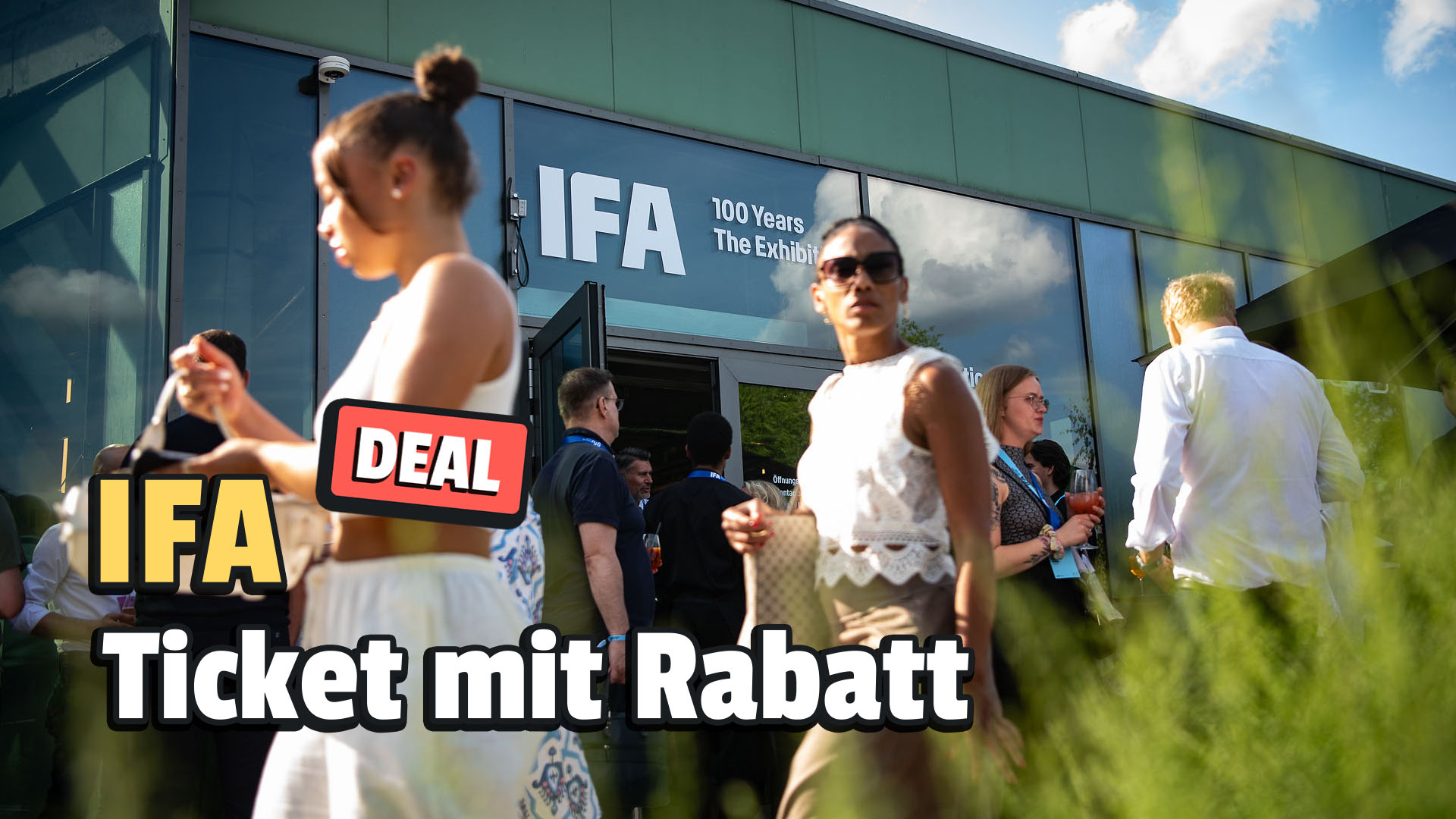 Über 1.800 Aussteller aus fast 140 Ländern präsentieren in Berlin die Technik der Zukunft – und ihr könnt live mit dabei sein! 