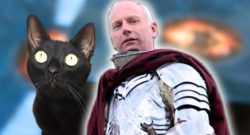 Swen Vincke mit Kätzchen