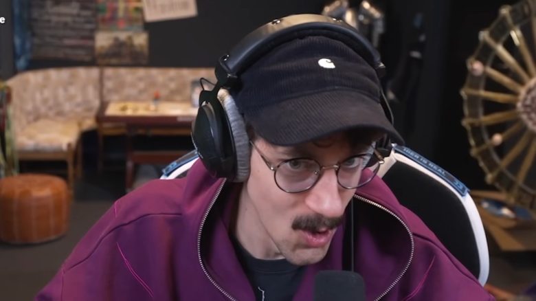 Twitch streamer is hot on the German OnlyFangs of WoW but does not want to fulfill a request from HandOfBlood