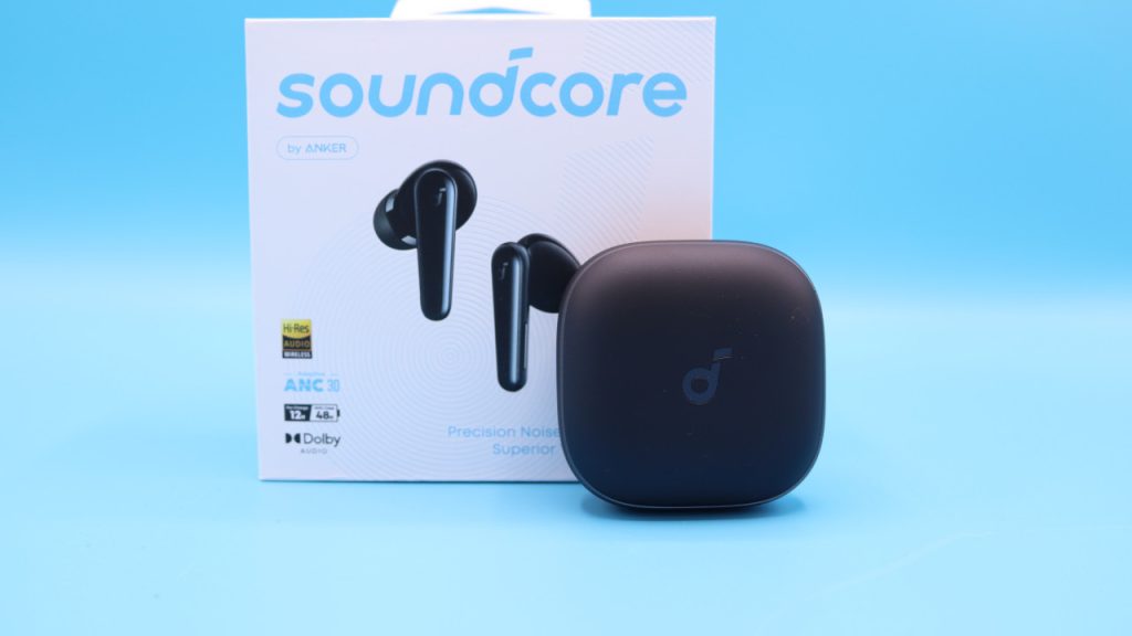 Soundcore Liberty 5 view with packaging packshot