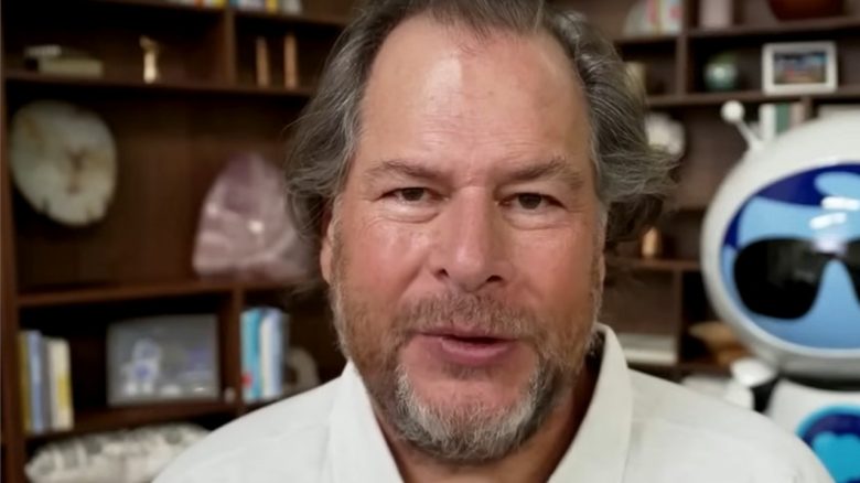 Ein Milliardär und CEO rechtfertigt sich, warum 4.000 Mitarbeiter ihren Job durch KI verloren haben