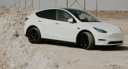 Titelbild Tesla Y Modell Unsplash