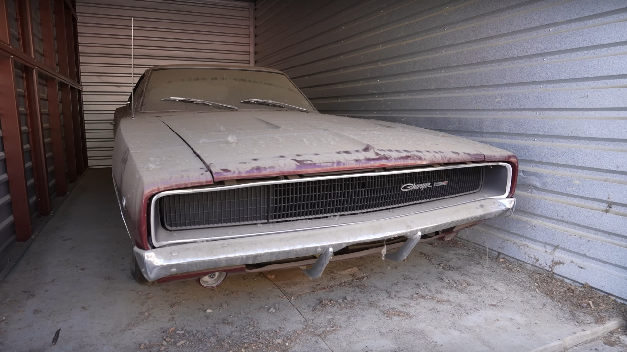 Er stellte seinen Dodge Charger vor 30 Jahren in die Garage, weil seine Frau sagte, er sei zu laut – Jetzt, mit 96 Jahren, restauriert er den Oldtimer