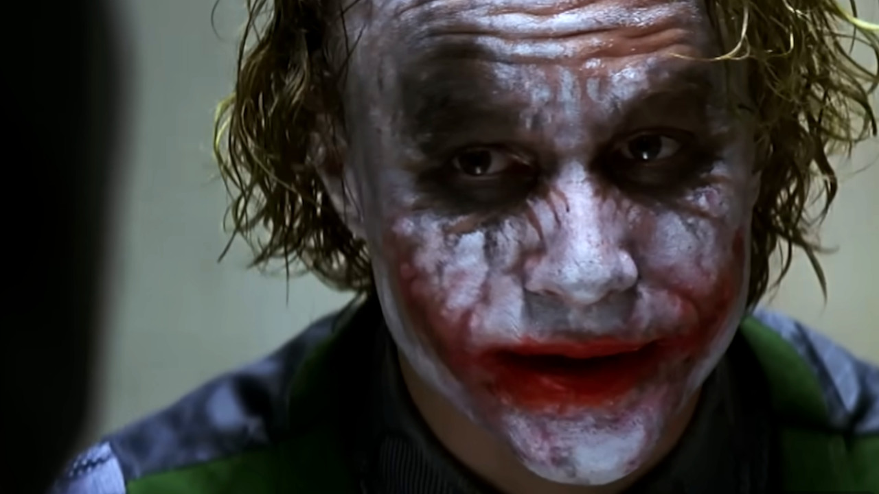 In einem alternativen Universum von DC ist Batman ein armer Schlucker und der Joker ein gruseliger Superschurke mit zu viel Geld