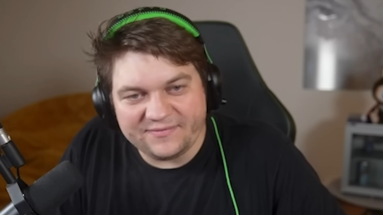 An unknown person is streaming on NoWay’s account on Twitch while he is sleeping – viewers are wondering how this is possible