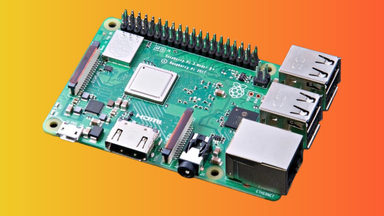 British couple reduces heating costs by 89 percent – because they use 56 DIY PCs