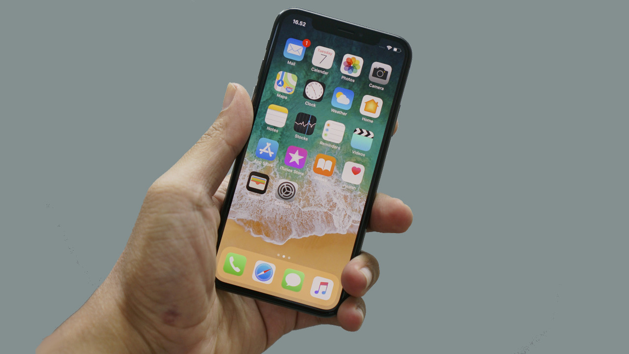 For 3 years, a user has been observing how his stolen phone travels