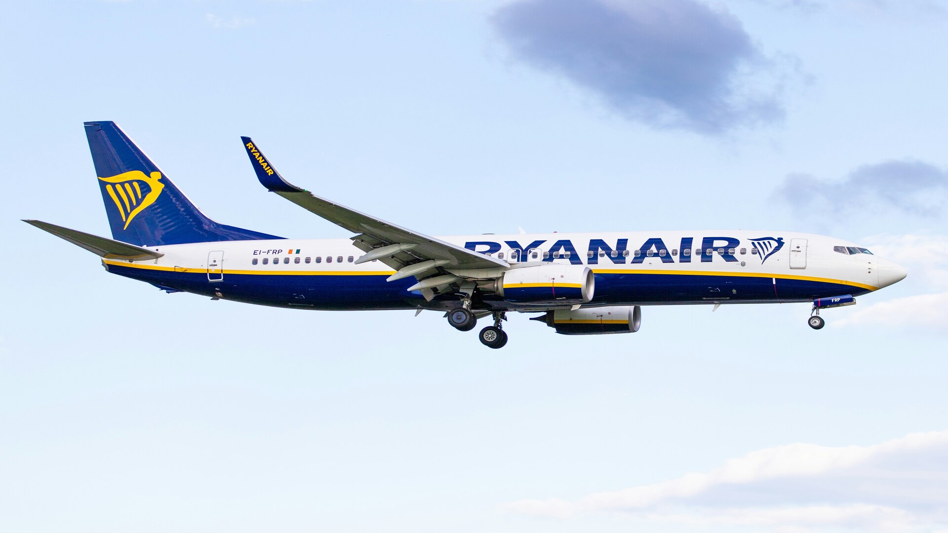 A flight comparison platform must have ripped you off so badly that even Ryanair blocks it and its stock price crashes by 40%