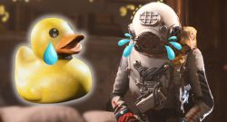 trauriger Raider und Gummiente