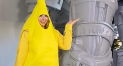 Warhammer 40000 horus statue mit doris titel