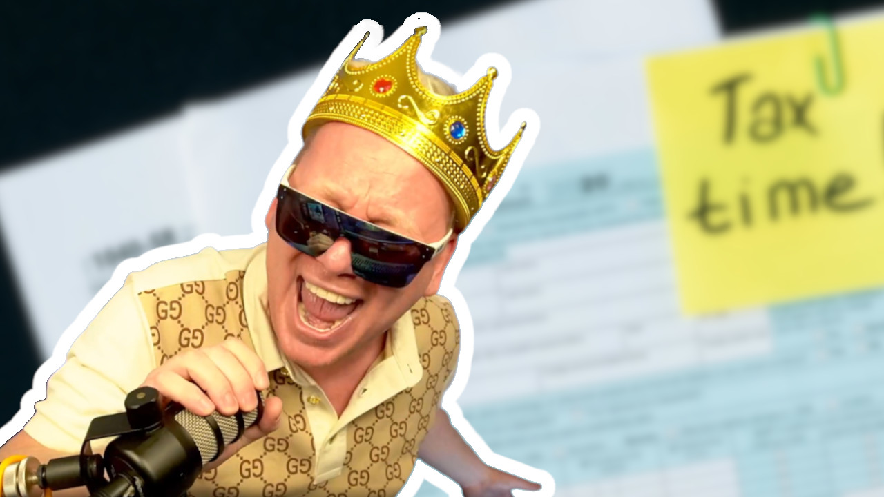 Steuerberater schaut sich die Firma von Knossi an, zeigt, wie der Twitch-Streamer sich mit einem „Trick“ Steuern spart