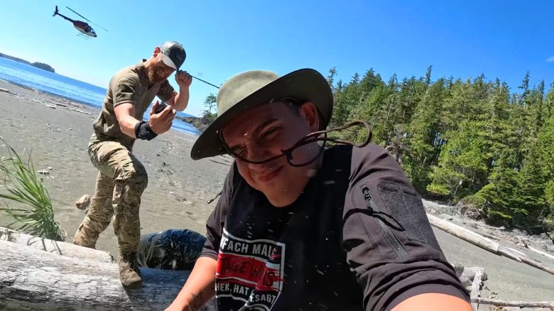 7 vs. Wild neue Staffel kämpft selbst ums überleben Titelbild