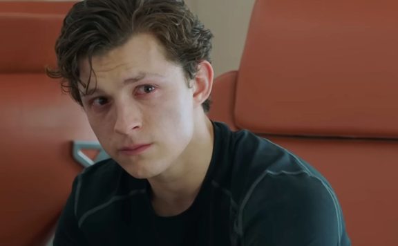 Spider-Man Far From Home Trailer Tom Holland traurig