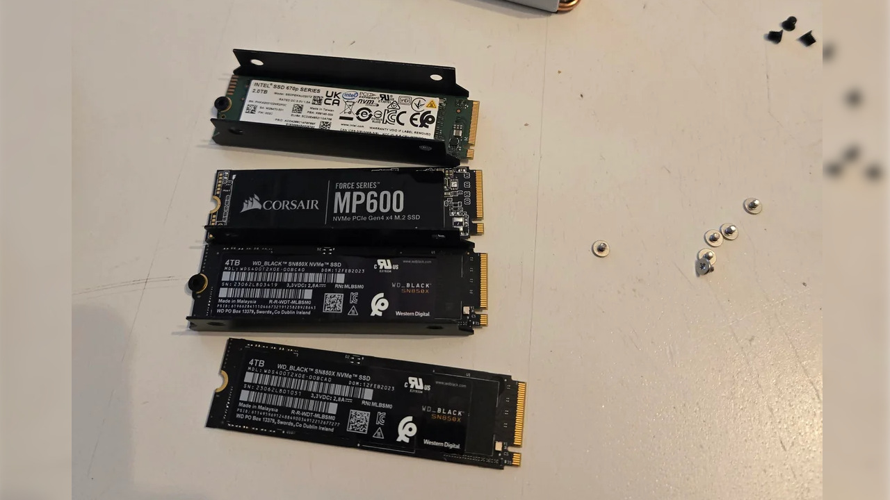 Player buys boring motherboard for 45 euros, gets hardware worth 1,400 euros for free