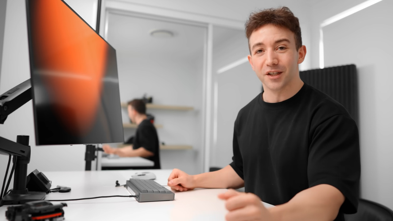 YouTuber tortures his OLED monitor for 3,000 hours, shows how bad burn-in really is