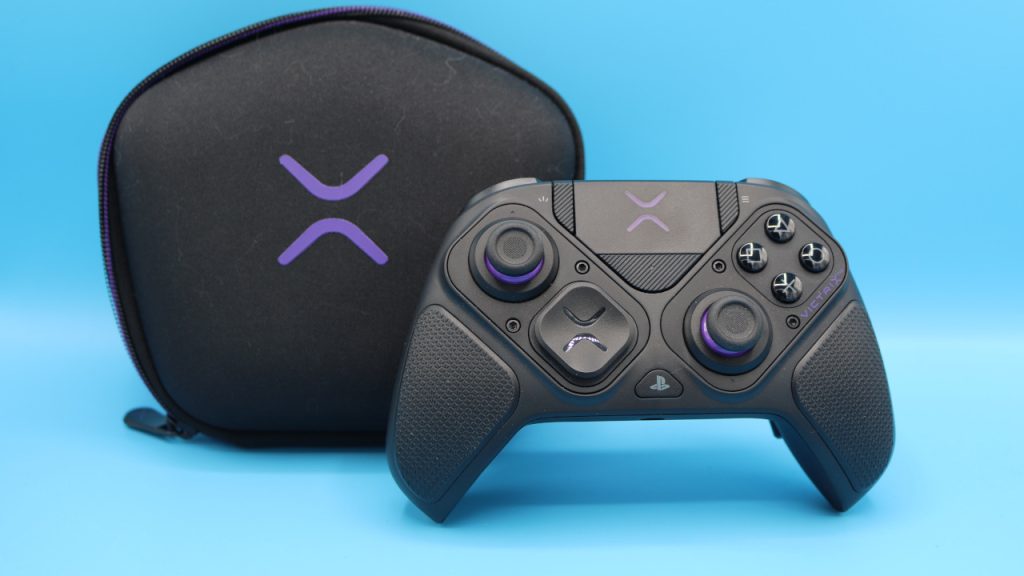 Victrix Pro BFG PS5 frontal view with bag