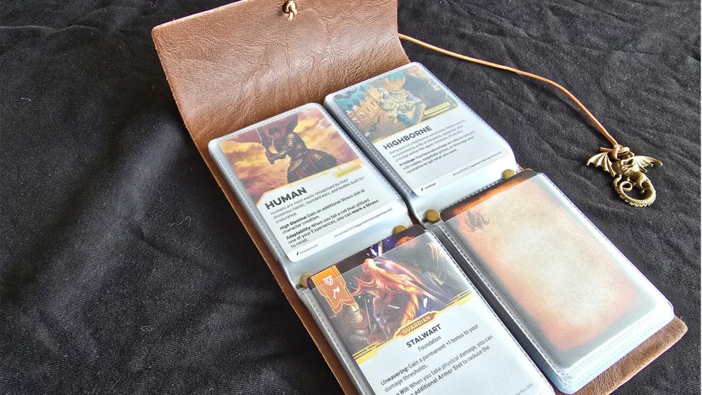 Zauberspruch-Kartenhalter-01