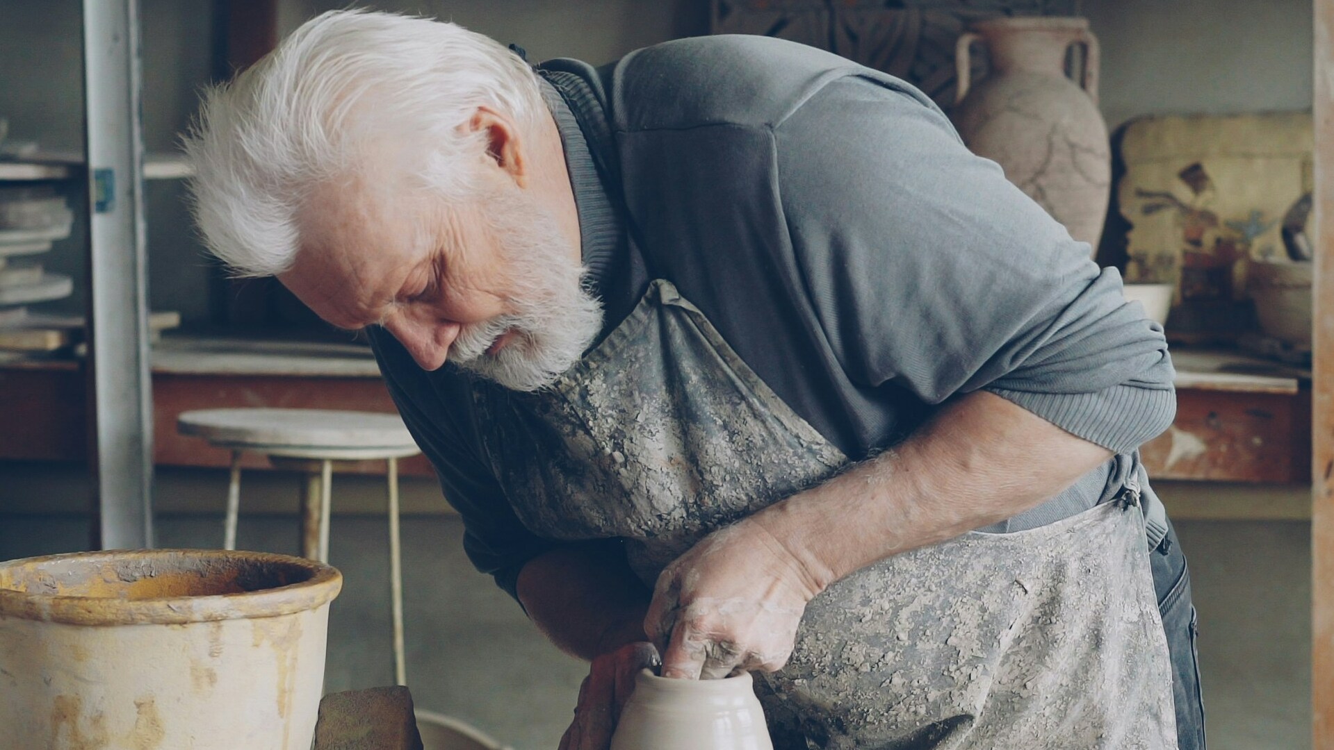 Gen Z entdeckt die Hobbys von Oma für sich und sagt: „Fühlt sich an wie ein Videospiel im echten Leben“