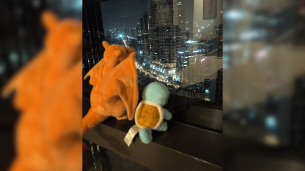 Shiggy und Glurak in Mumbai