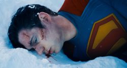 Superman verliert gegen Godzilla