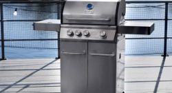 Hier gibt’s den Premium–Gasgrill bei MediaMarkt