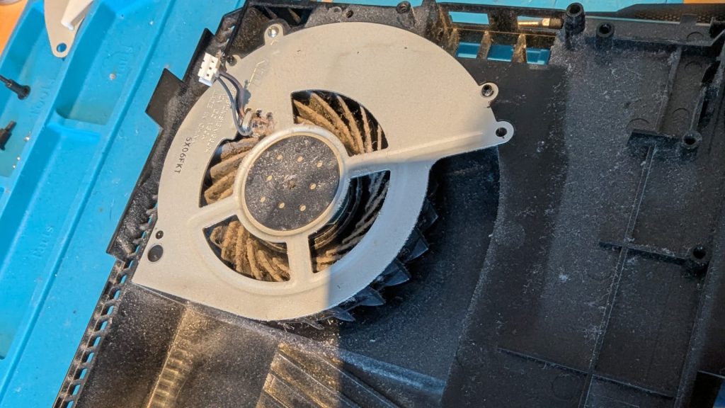 PS4 10 Jahre Staub Lüfter