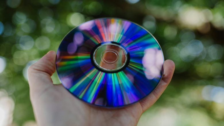 Titelbild CD DVD Unplash