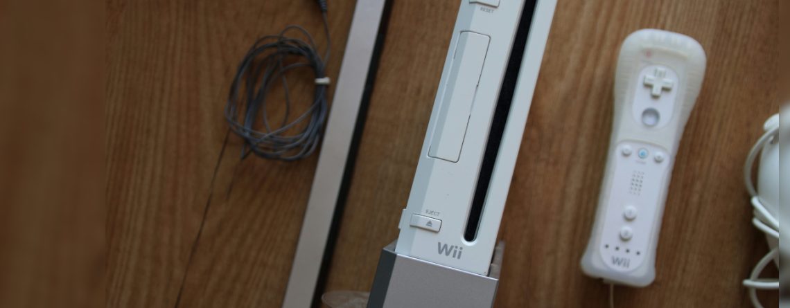 Vor 20 Jahren hat Nintendo Geld für ein Zubehörteil verlangt, welches ihr durch 2 Kerzen ersetzen könnt