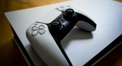 Titelbild PS5 mit Controller