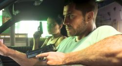 Lucia und Jason im Auto